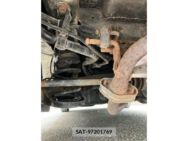 Toyota VITZ 2014-05 7621120-23