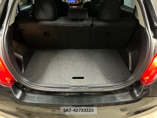 Toyota VITZ 2013-11 7621122-14