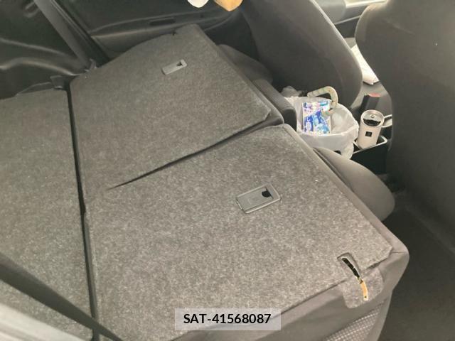 Toyota VITZ 2015-09 7730392-11