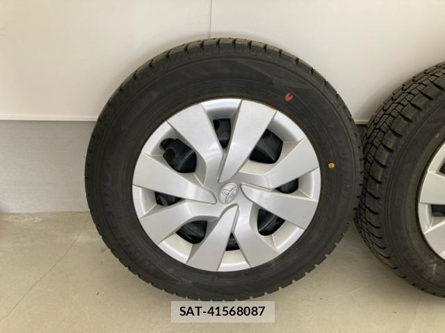 Toyota VITZ 2015-09 7730392-8