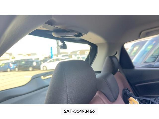 Toyota VITZ 2017-04 7790260-23