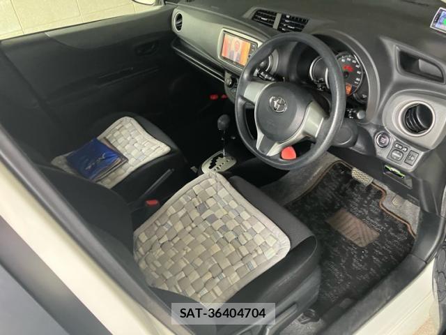 Toyota VITZ 2013-11 7880311-9