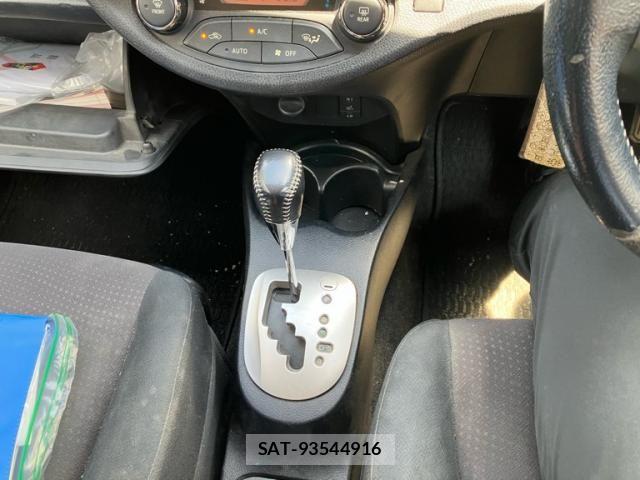Toyota VITZ 2014-05 7981465-21