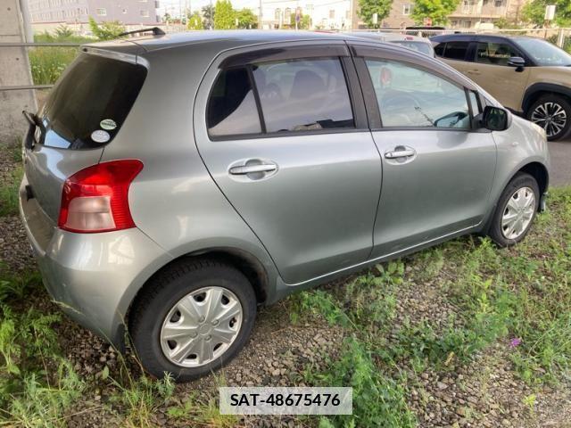 Toyota VITZ 2007-02 7981464-2