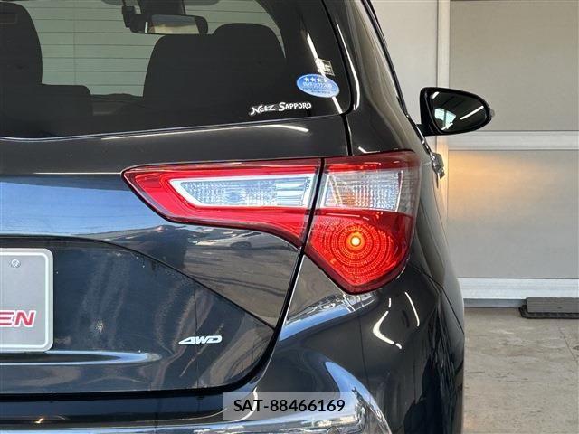 Toyota VITZ 2018-08 8039030-9