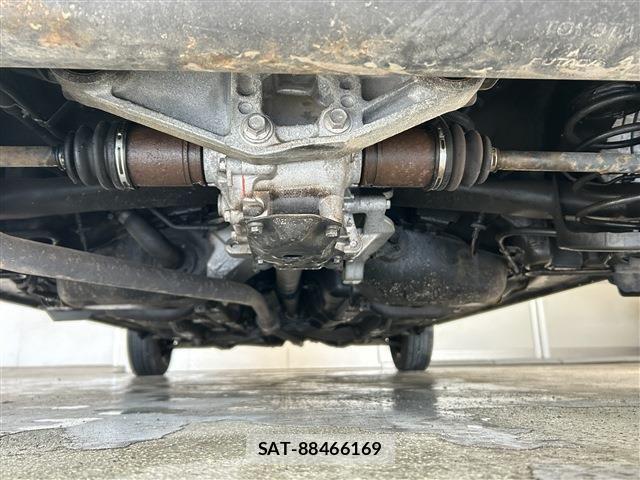 Toyota VITZ 2018-08 8039030-27