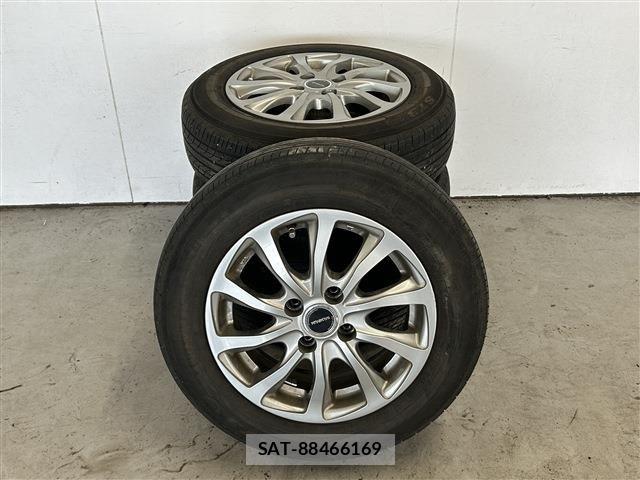 Toyota VITZ 2018-08 8039030-29