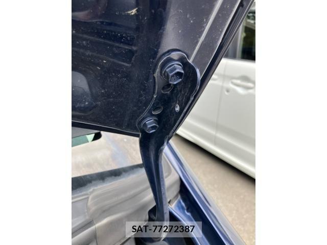 Toyota VITZ 2018-09 8076055-14
