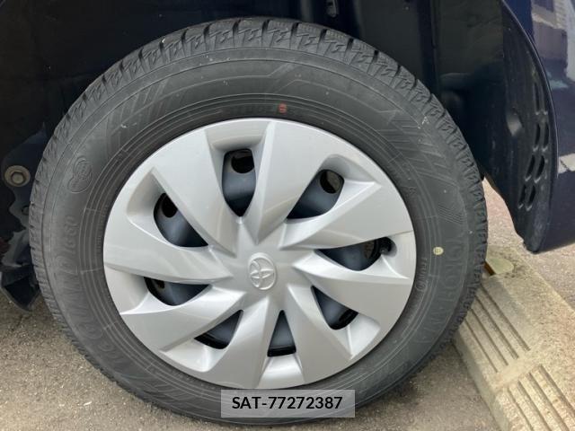 Toyota VITZ 2018-09 8076055-7