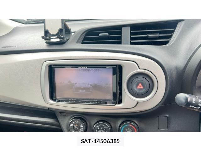 Toyota VITZ 2011-08 8076057-17