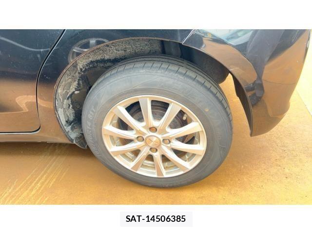 Toyota VITZ 2011-08 8076057-7