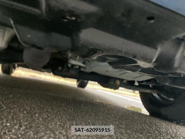 Toyota VITZ 2011-07 8102526-11