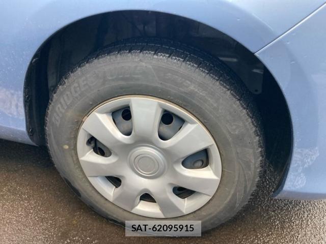 Toyota VITZ 2011-07 8102526-8
