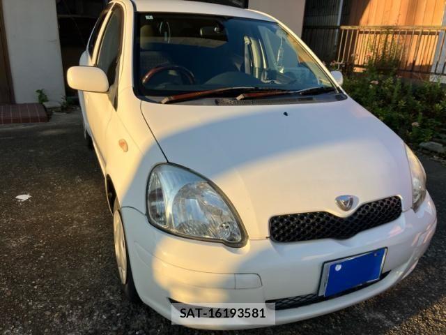 Toyota VITZ 2004-04 8232303-1
