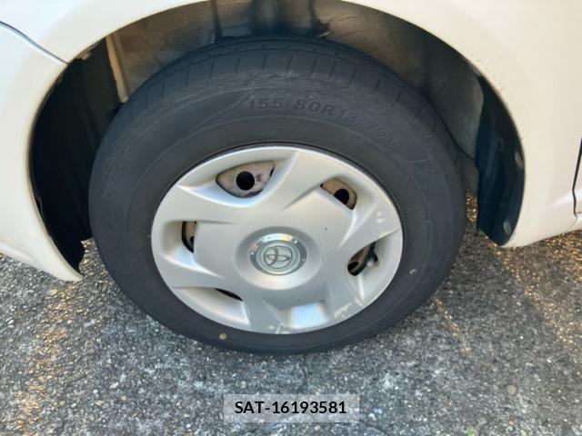 Toyota VITZ 2004-04 8232303-7