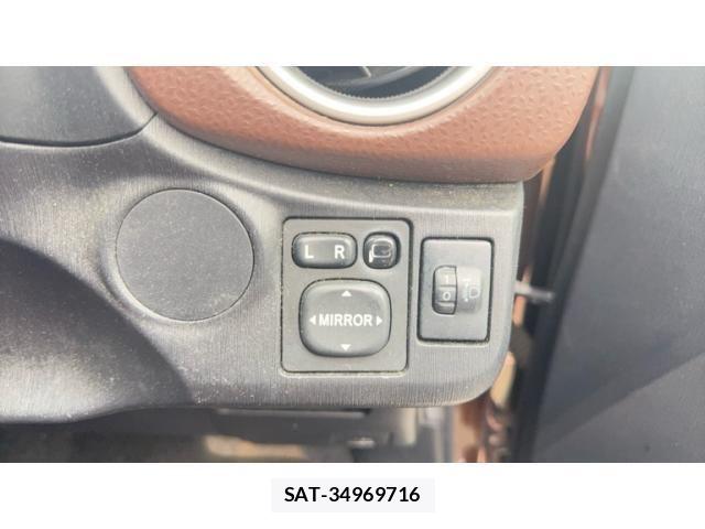 Toyota VITZ 2011-09 8232289-13