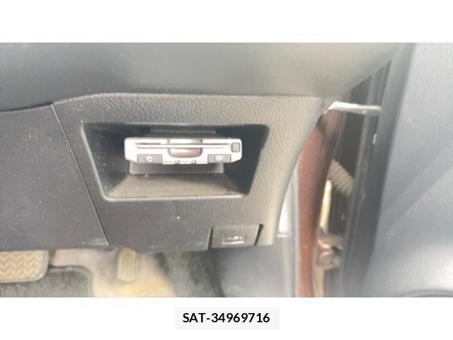 Toyota VITZ 2011-09 8232289-14
