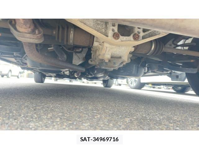 Toyota VITZ 2011-09 8232289-7