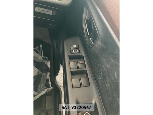 Toyota VITZ 2011-07 8232294-23