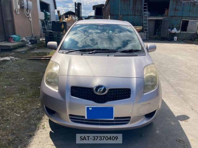 Toyota VITZ 2006-07 8247076-1
