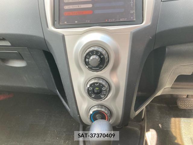 Toyota VITZ 2006-07 8247076-23