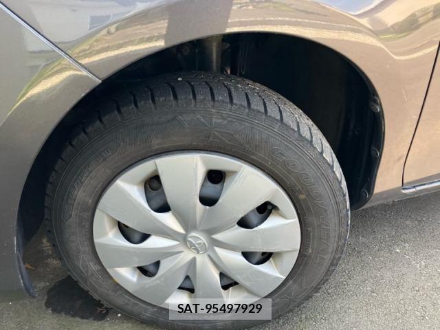 Toyota VITZ 2013-03 8247075-7