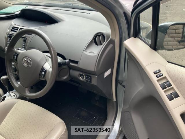 Toyota VITZ 2008-01 8247074-18