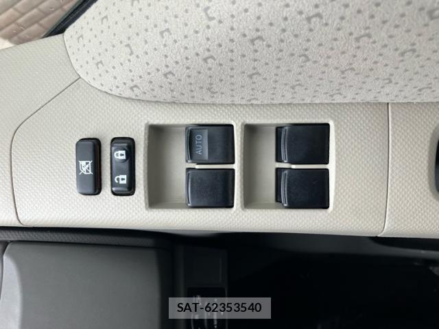 Toyota VITZ 2008-01 8247074-20