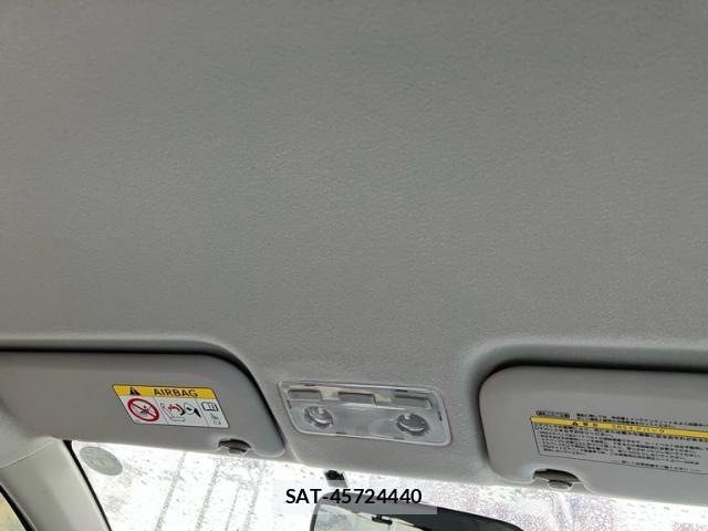 Toyota VITZ 2014-06 8317881-18