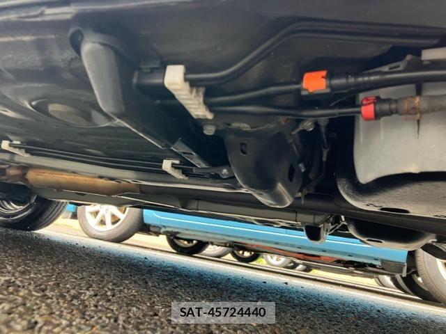 Toyota VITZ 2014-06 8317881-20