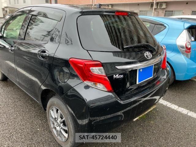 Toyota VITZ 2014-06 8317881-5