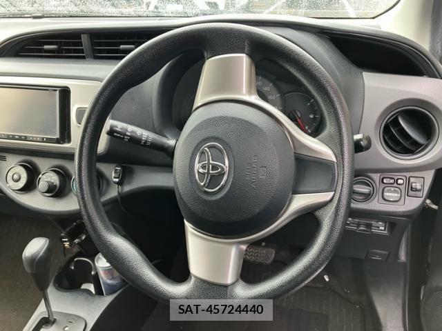 Toyota VITZ 2014-06 8317881-8