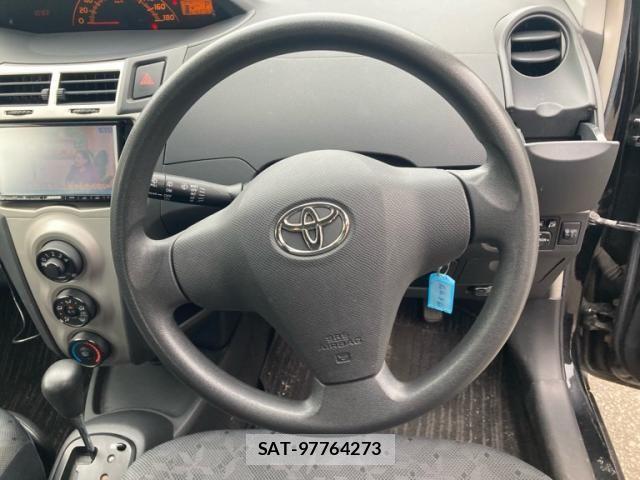 Toyota VITZ 2009-05 8317882-15