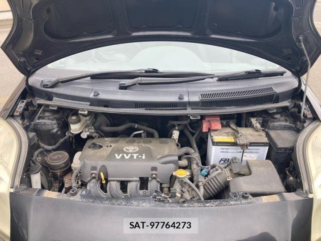 Toyota VITZ 2009-05 8317882-2
