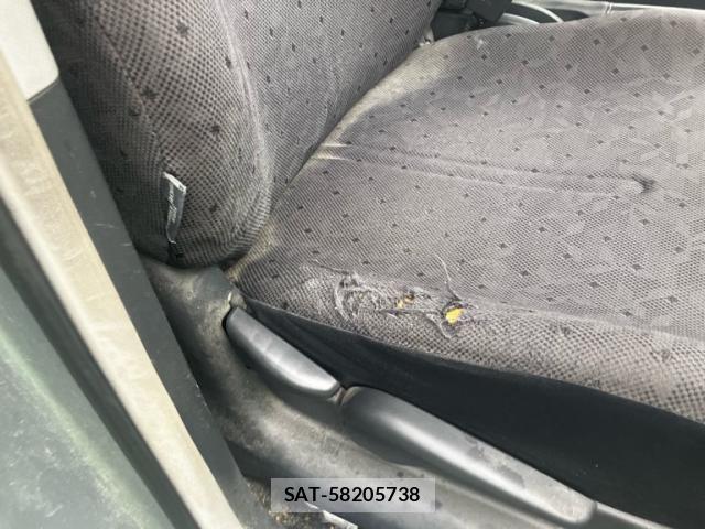 Toyota VITZ 2008-03 8338386-10