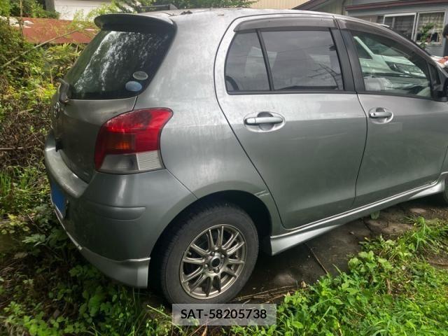 Toyota VITZ 2008-03 8338386-4