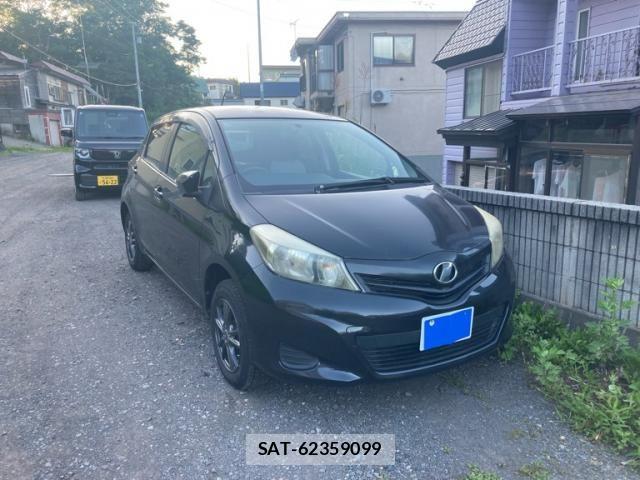 Toyota VITZ 2011-08 8369621-0