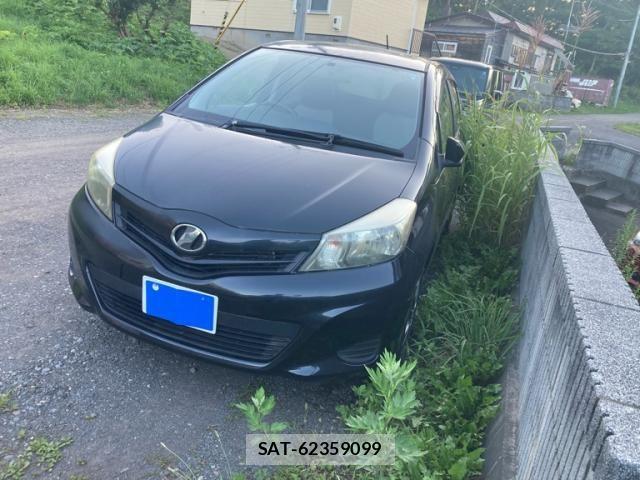 Toyota VITZ 2011-08 8369621-1