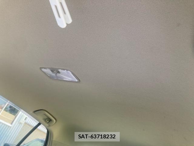 Toyota VITZ 2011-01 8369619-22