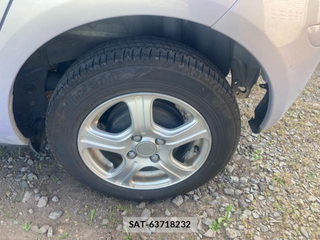 Toyota VITZ 2011-01 8369619-6