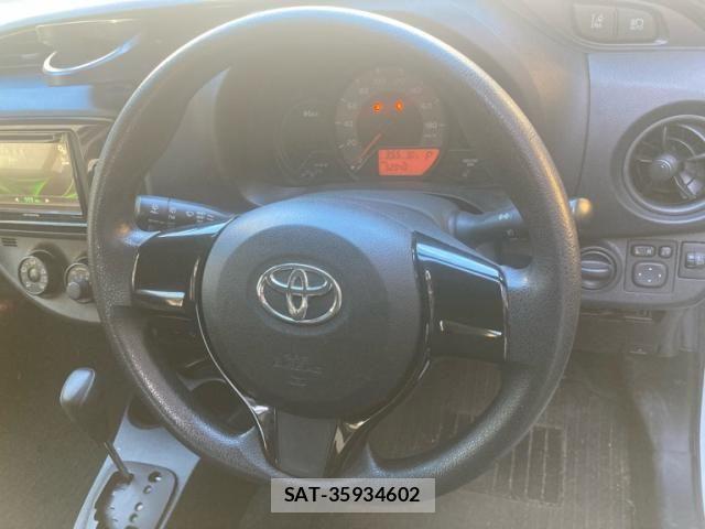 Toyota VITZ 2018-09 8410970-18