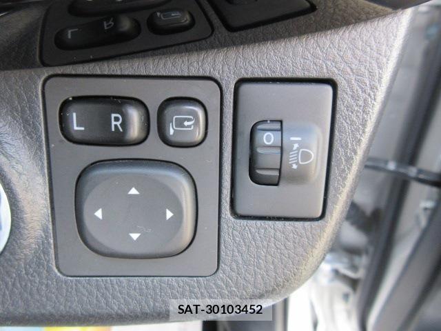 Toyota VITZ 2018-08 8458728-10