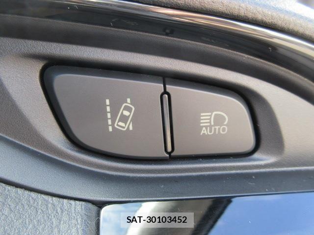 Toyota VITZ 2018-08 8458728-12