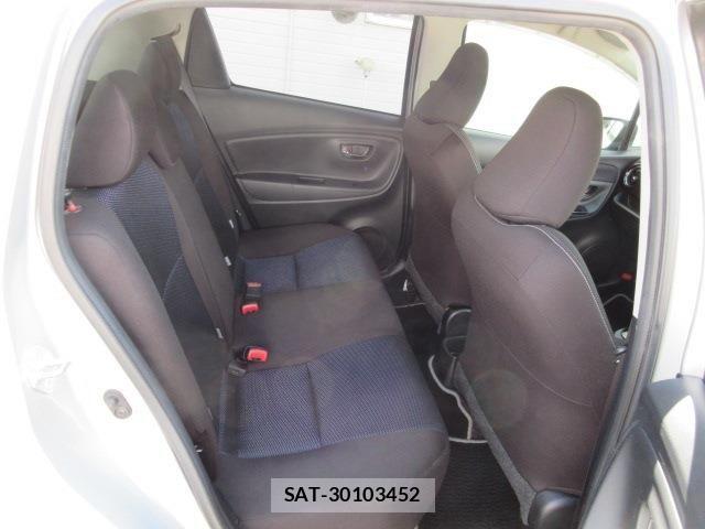 Toyota VITZ 2018-08 8458728-25