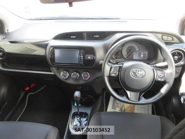 Toyota VITZ 2018-08 8458728-7