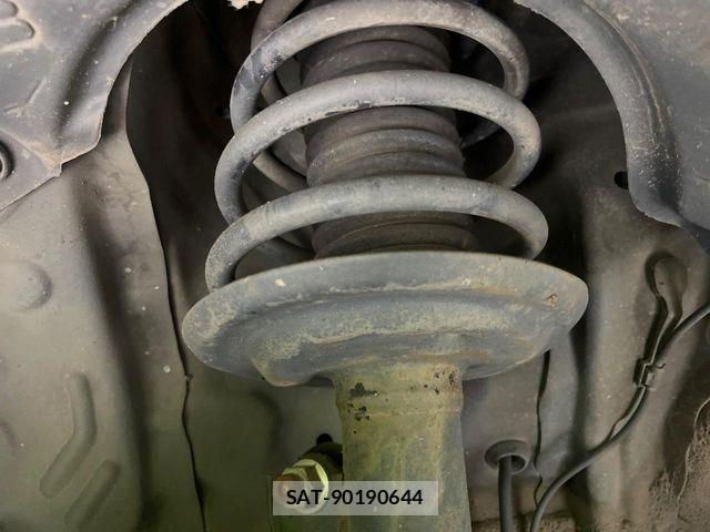 Toyota VITZ 2013-03 8629584-19