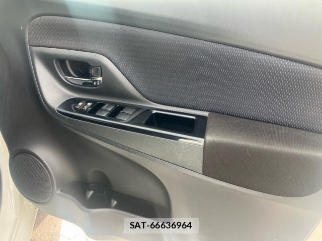 Toyota VITZ 2019-01 8667103-12