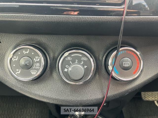 Toyota VITZ 2019-01 8667103-18