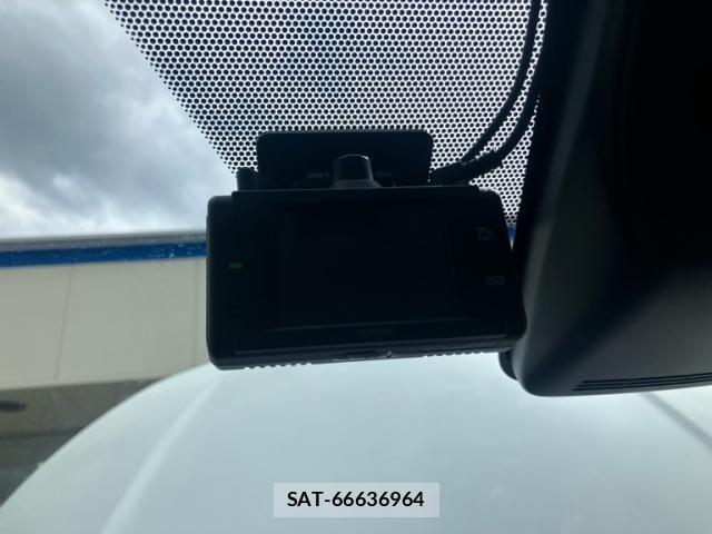 Toyota VITZ 2019-01 8667103-21