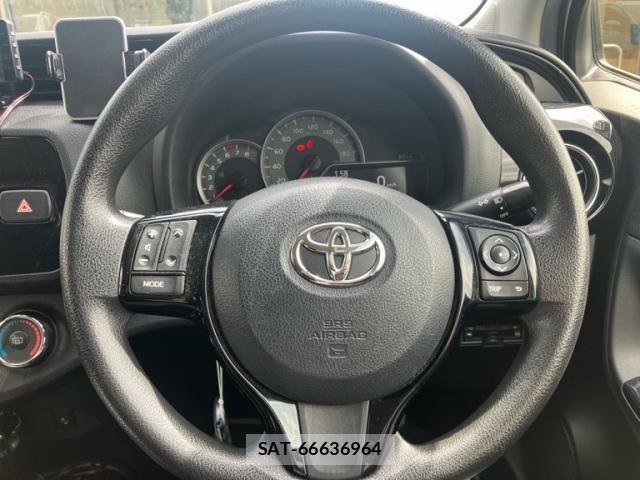 Toyota VITZ 2019-01 8667103-22